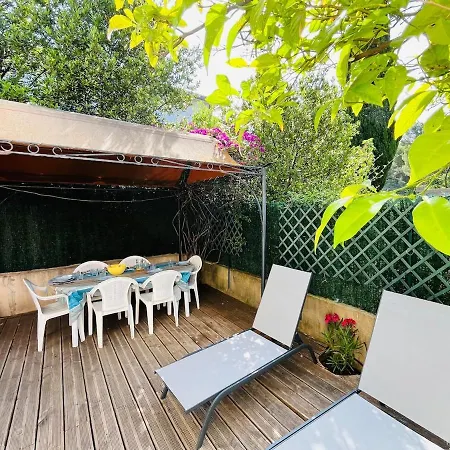 Rez-de-jardin Au Calme Absolu *
