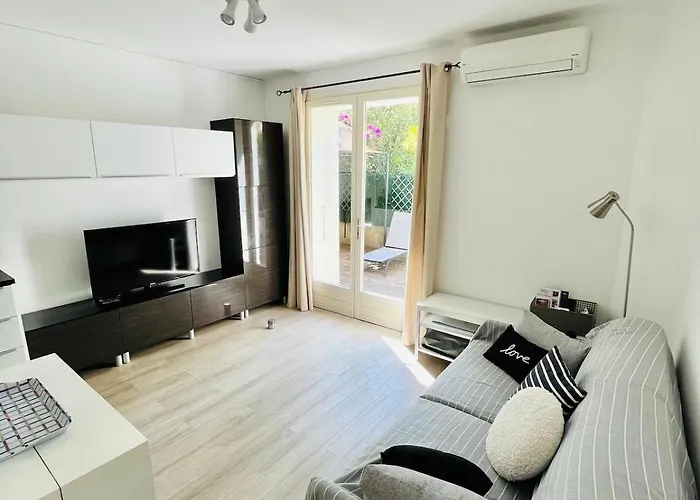Apartmán Rez-de-jardin Au Calme Absolu
